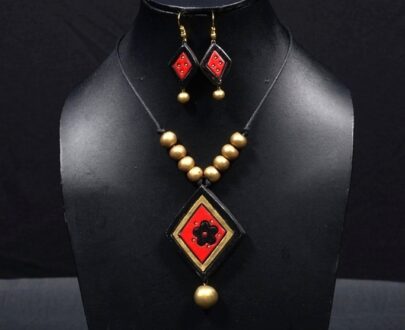 Terracotta Pendant Necklace and Earring Set