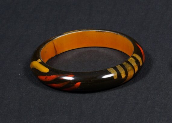 Channapatna wood bangles